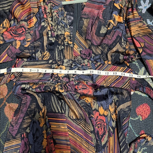 VINTAGE DRESS - Picture 8 of 9